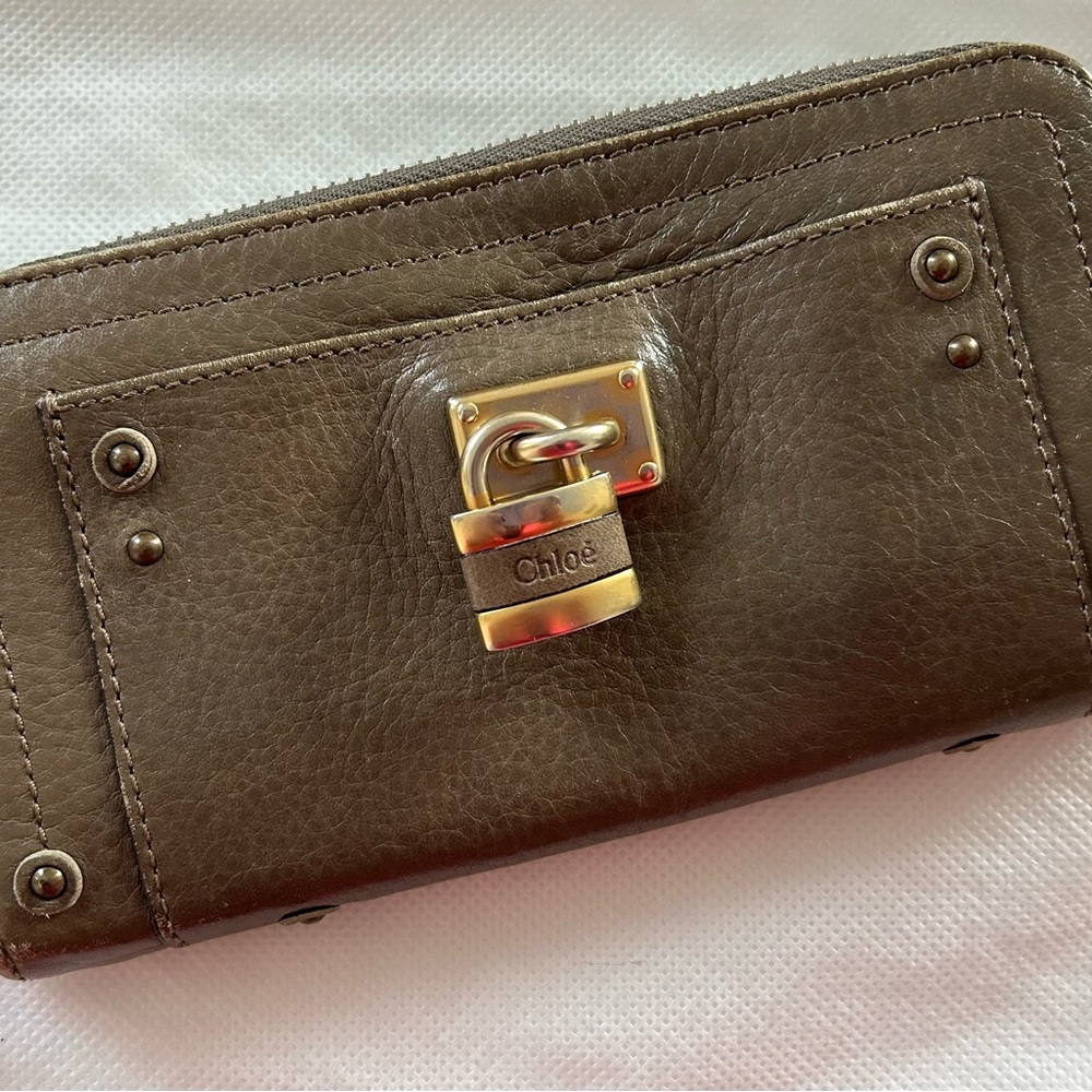 Chloe Zip Around Wallet - Picture 9 of 14